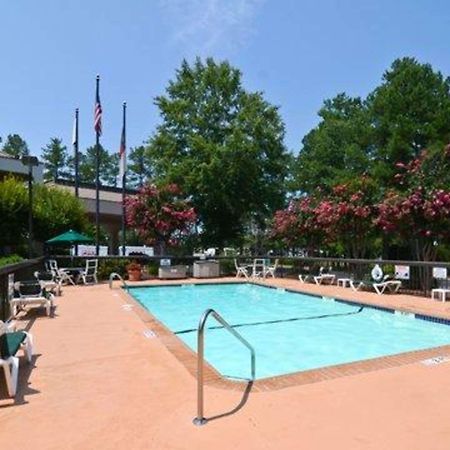 Hampton Inn Chapel Hill Kültér fotó