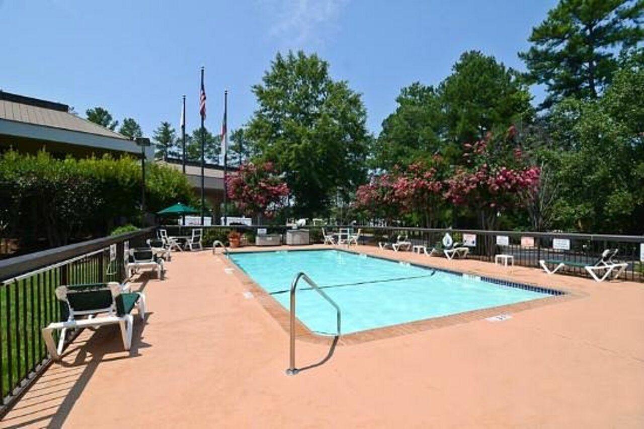 Hampton Inn Chapel Hill Kültér fotó